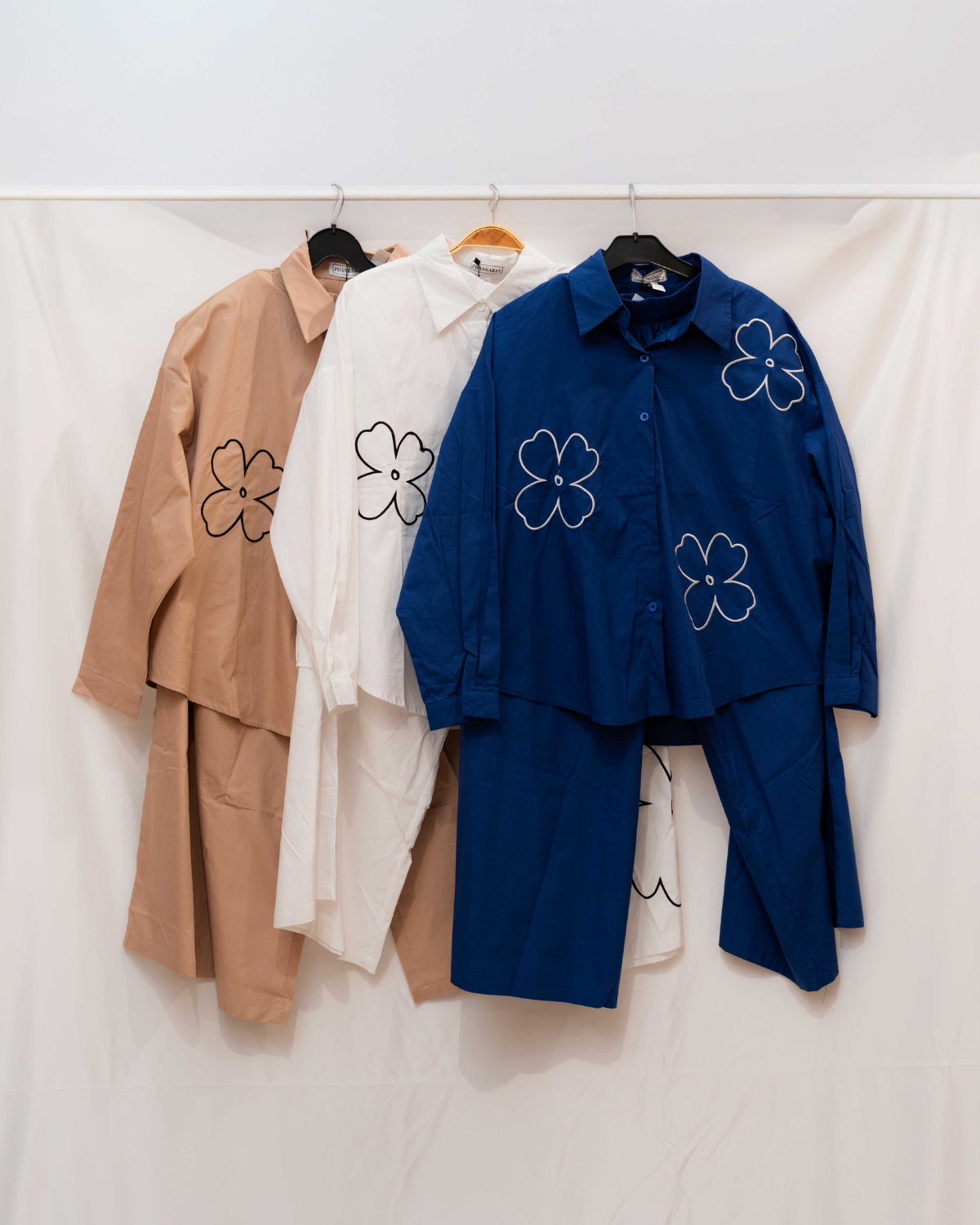 Ensemble en coton brodé