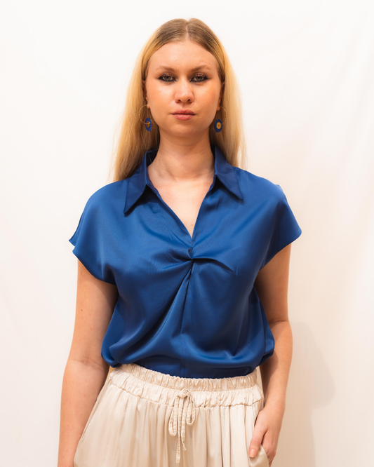 Haut manches courtes à col classique