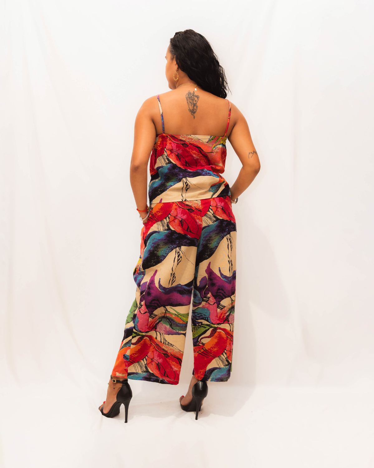 Ensemble haut à bretelle et pantalon large