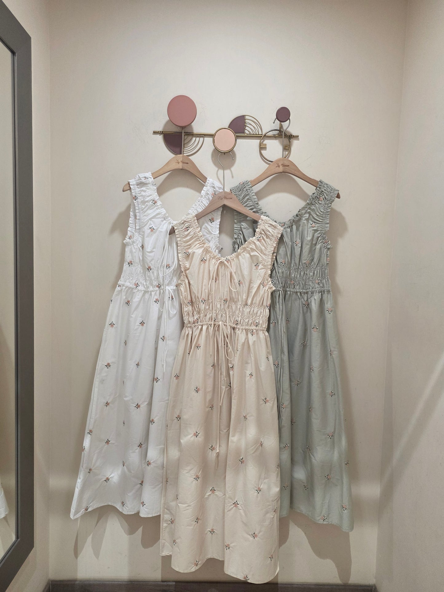 Robe midi sans manches