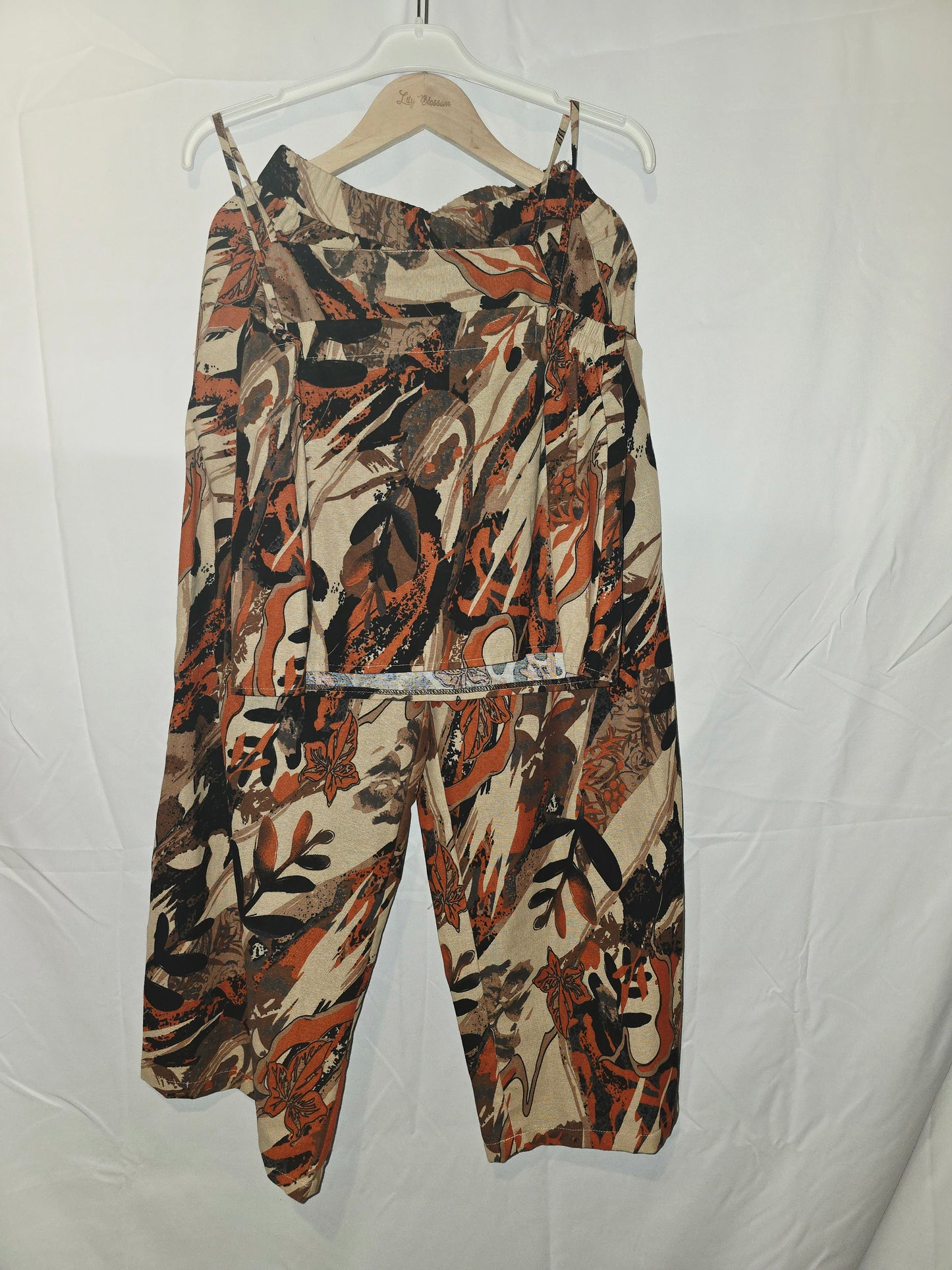 Ensemble haut à bretelle et pantalon large