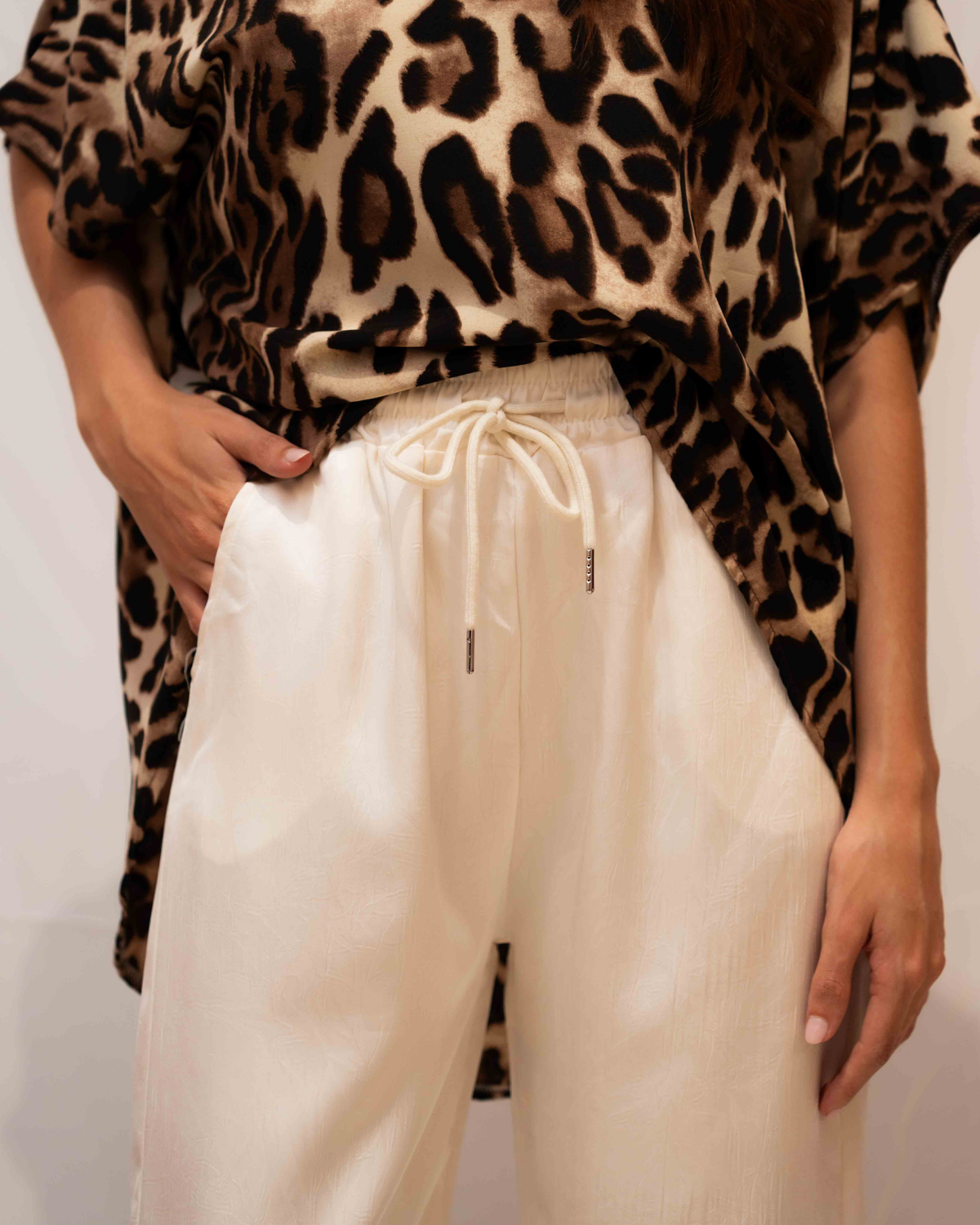 Haut one shoulder à Motif léopard