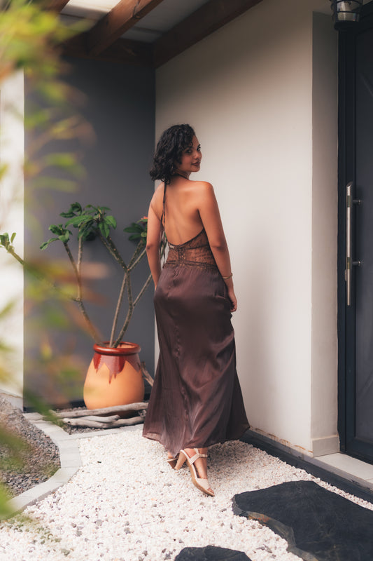 Robe longue sans manches