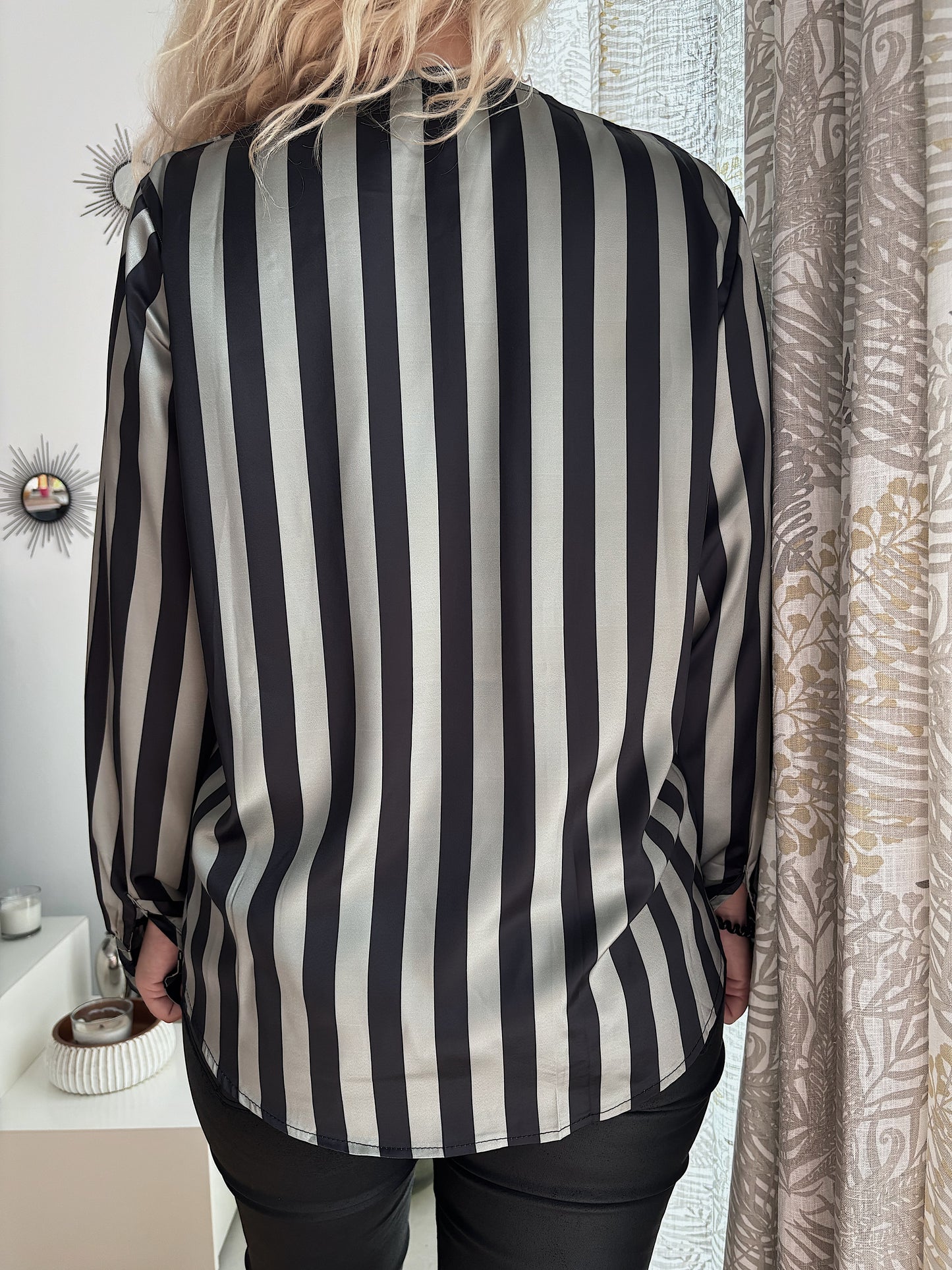 Blouse Satinée à Rayures