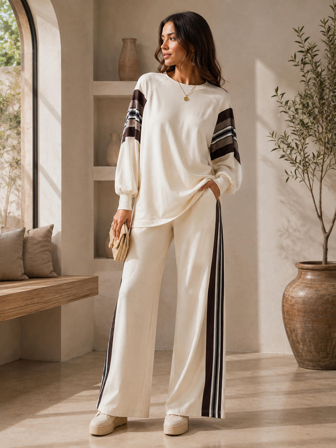 Ensemble Sweat & Pantalon Rayé Bandes Marron – Beige Ivoire